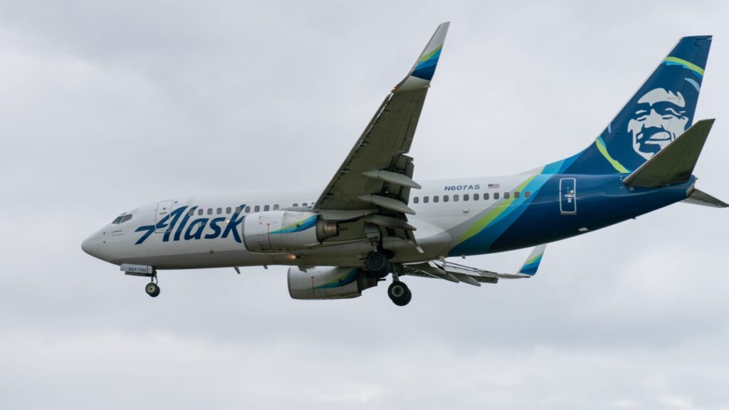 Alaska Airlines Hawaii Airlines Merger Receives U.s. Dot Approval