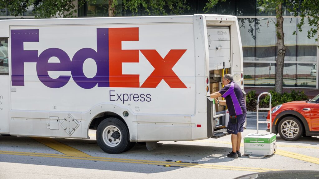 Fedex Quarterly Earnings Disappoint As Demand For Express Delivery Slumps