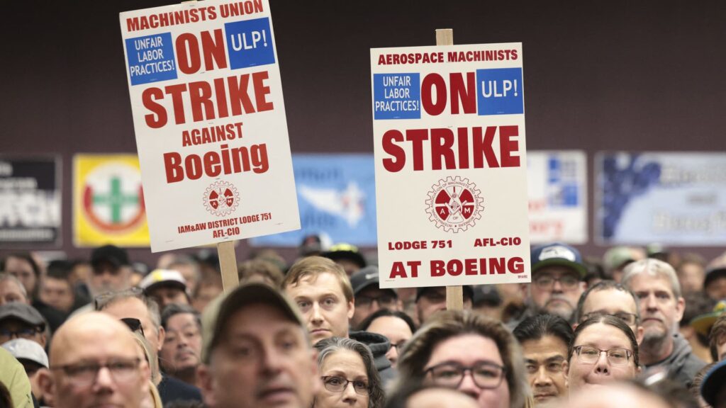 Boeing Mechanics Vote On A New Proposal That Could End