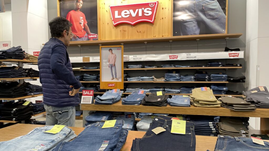 Levi's (levi) Q3 2024 Earnings