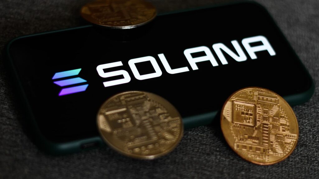 Solana Cryptocurrency Could Surge 400% If Trump Wins Election: Standard